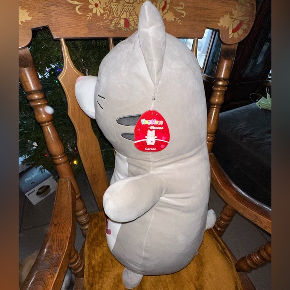 Carson the Cat 2023 Valentine's Day 26" Hugmee Squishmallow - Picture 3 of 5